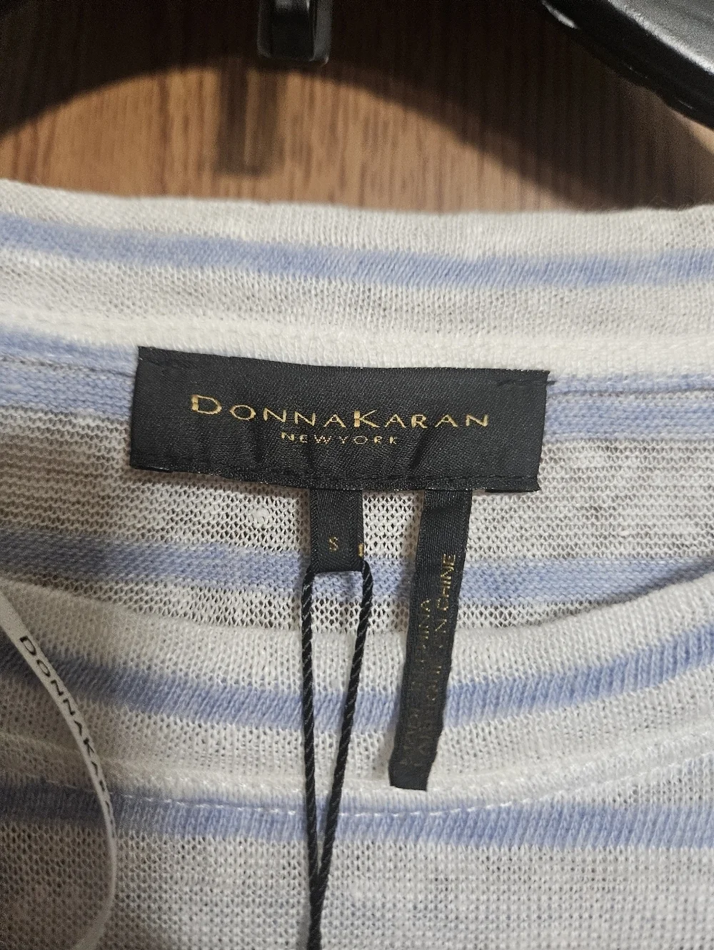 Donna Karan New Lightweight Striped Breathable Linen Blend Shirt Size Small!